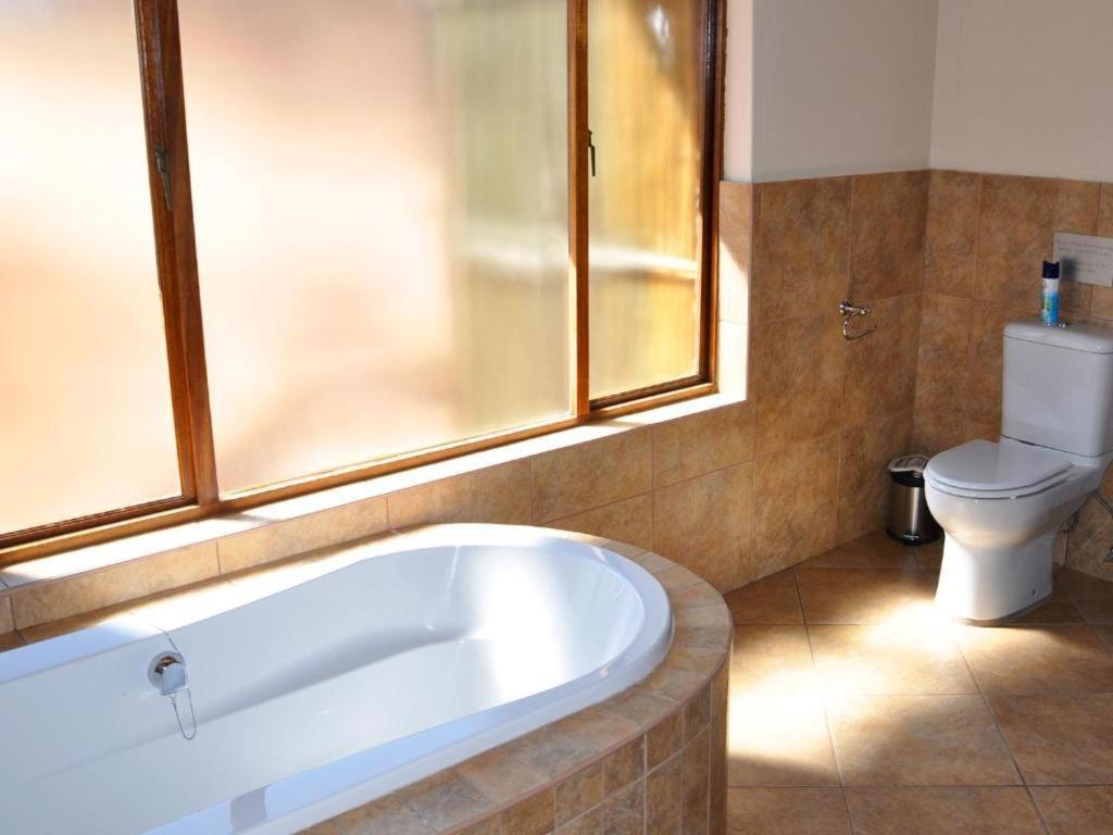Dinkweng Safari Lodge The Waterberg Biosphere Buitenkant foto