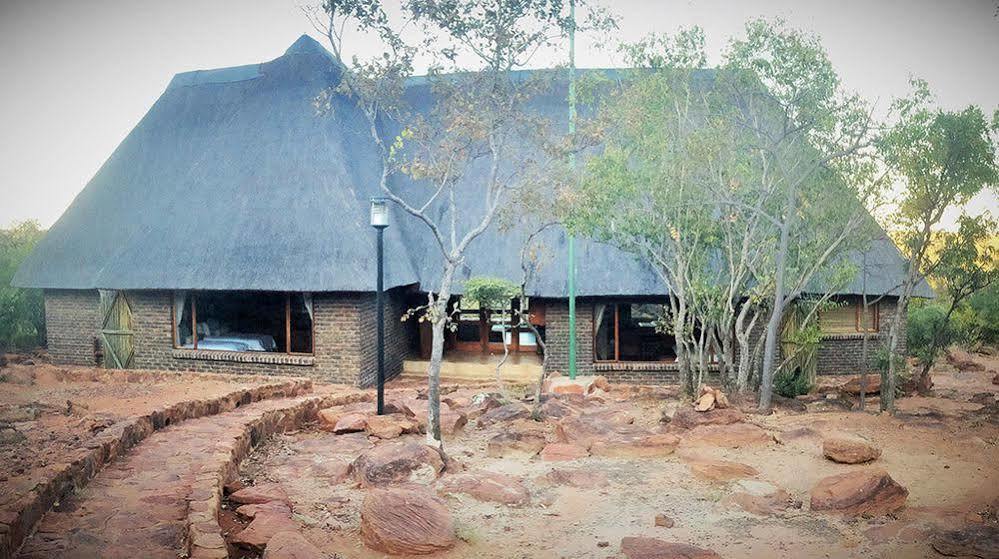 Dinkweng Safari Lodge The Waterberg Biosphere Buitenkant foto