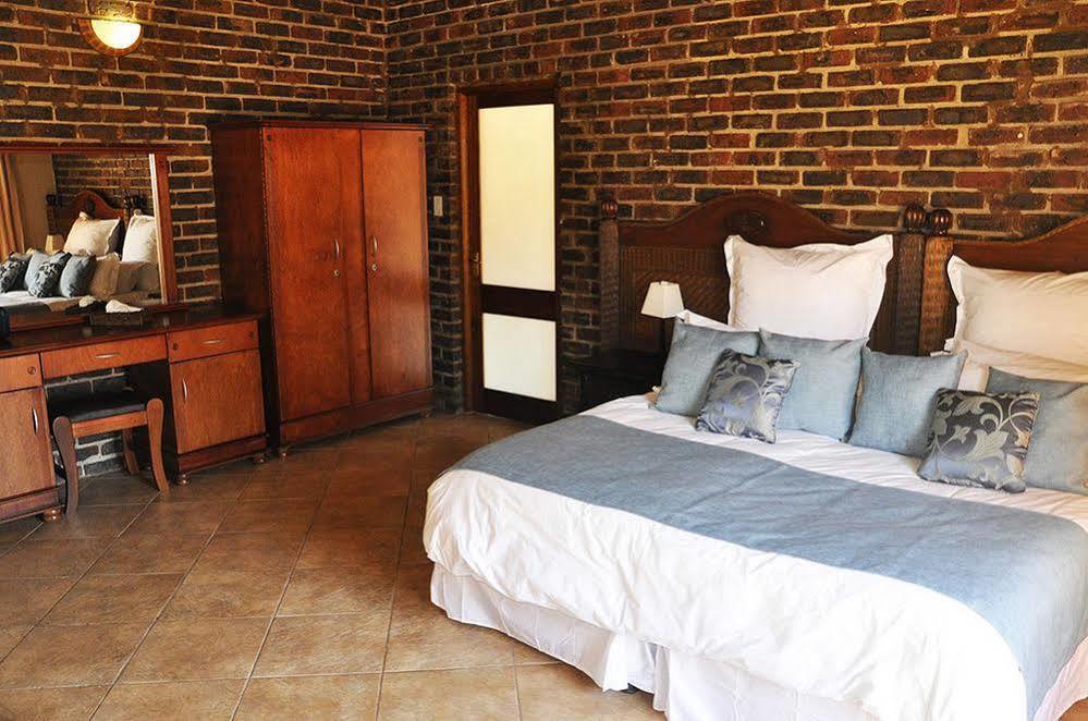 Dinkweng Safari Lodge The Waterberg Biosphere Buitenkant foto